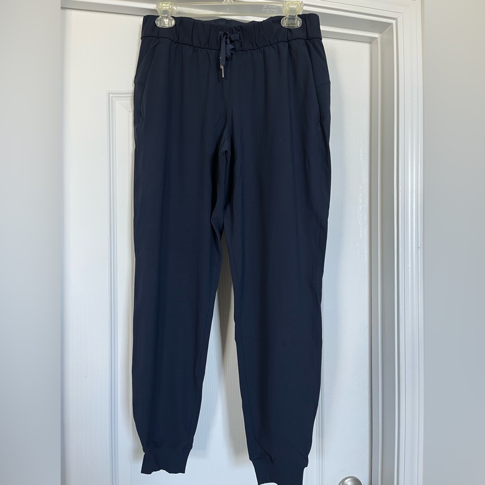 Lululemon Athletica Navy Blue Jogger Pant 8